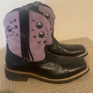 ARIAT FATBABY LEATHER AND SUEDE BOOTS